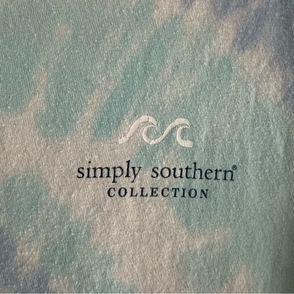 Simply Southern Women’s T-Shirt Size Medium - Picture 3 of 5